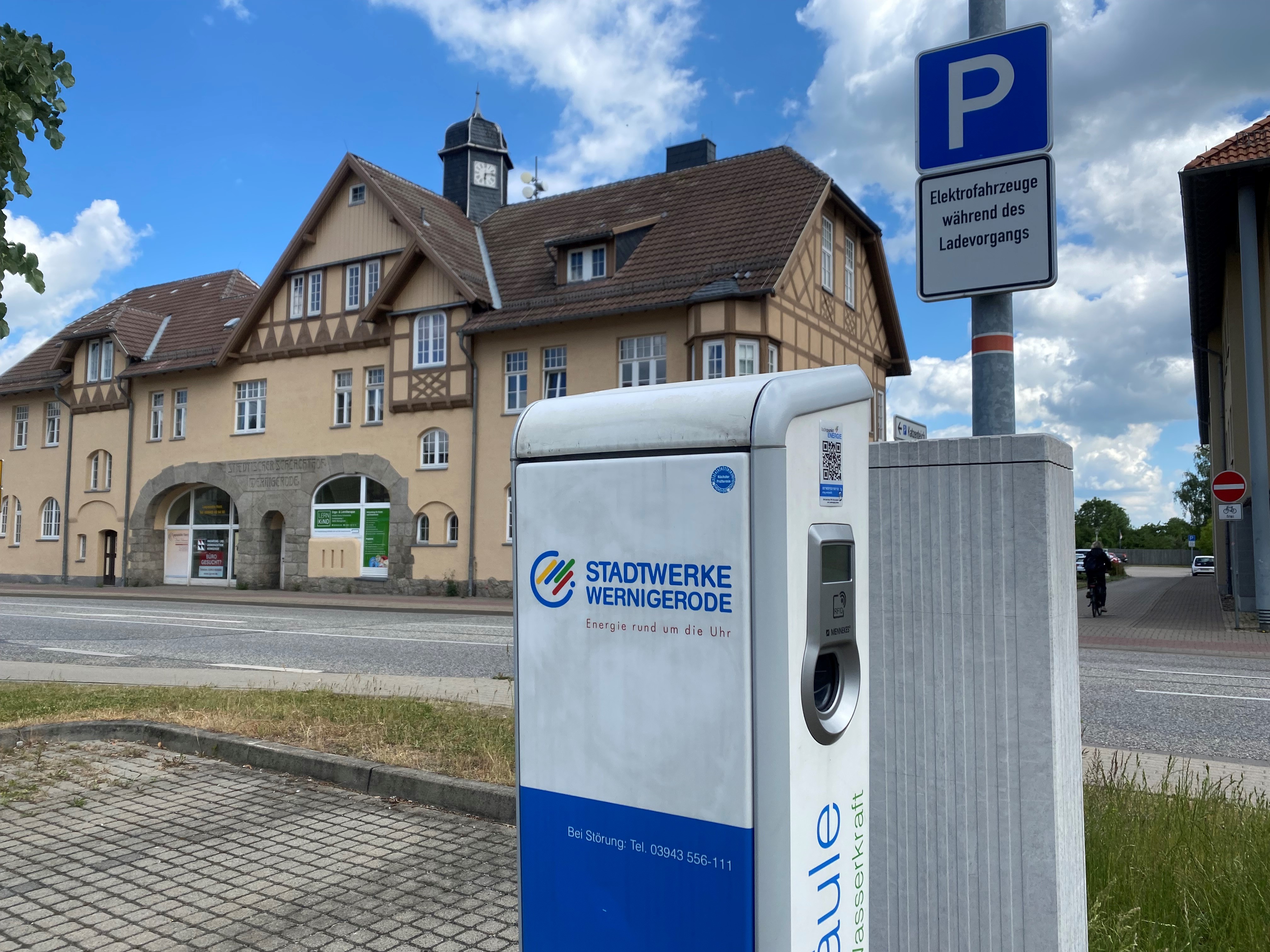 E-Ladesäule am Parkplatz Katzenteich